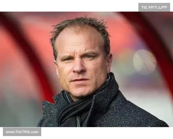 博格坎普为何最终决定留在阿森纳并成为球队传奇人物的深层原因解析